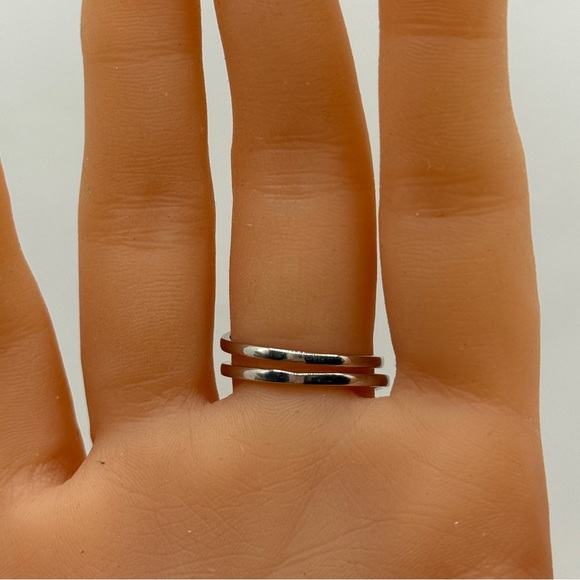 Flower Adjustable Ring - Picture 4 of 6